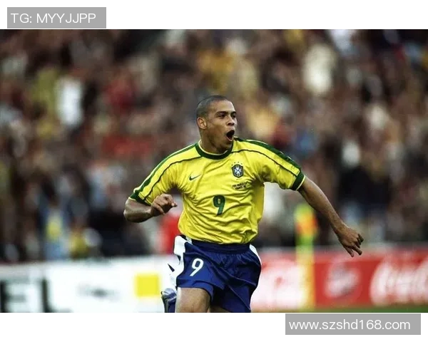 足球明星剪贴画的魅力与影响力探讨及其在艺术创作中的应用